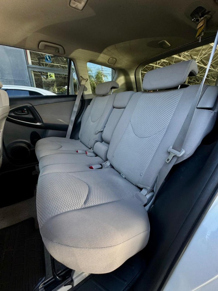 Toyota RAV4 SR5 — foto 16